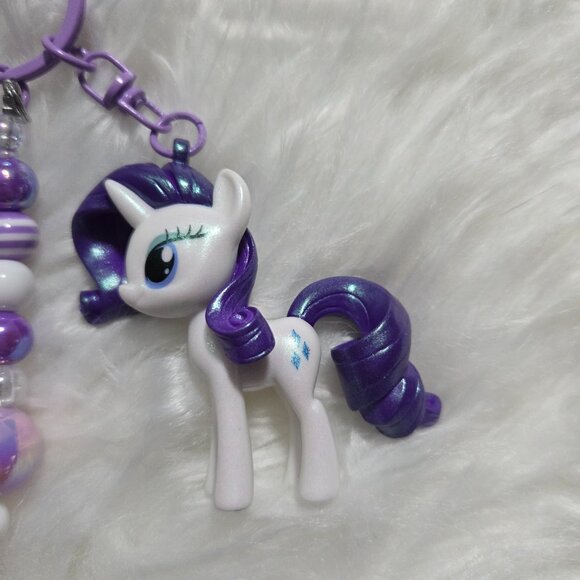 My Little Pony Rarity Keychain - Picture 4 of 7
